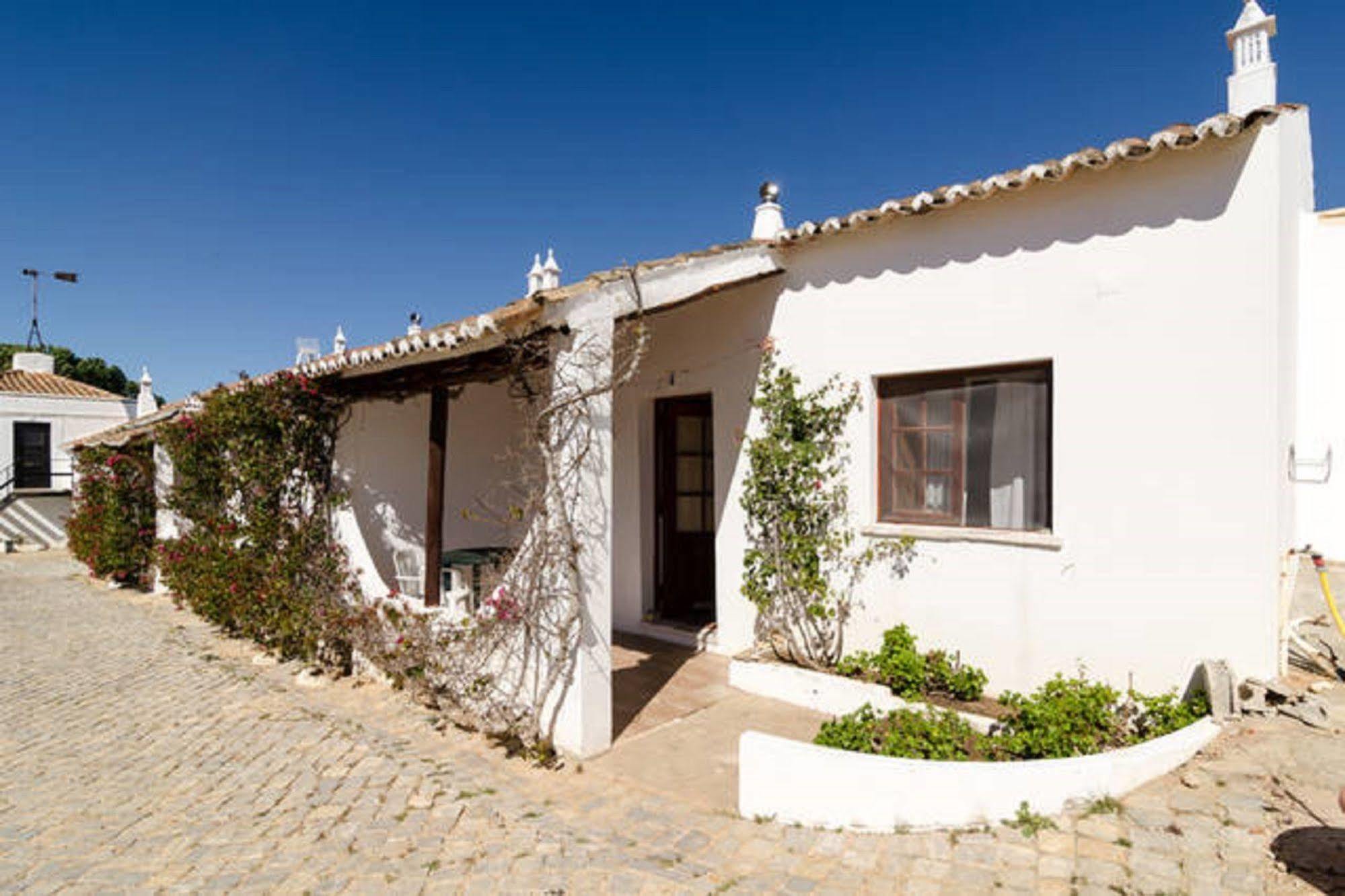 Gasthaus Quinta Do Lagar - By Portugalferias Albufeira Exterior foto